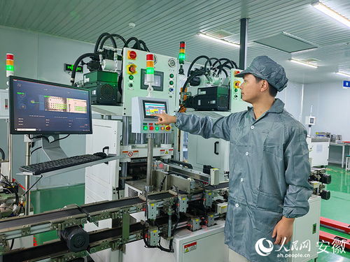 創(chuàng)業(yè)安徽故事匯丨吳運(yùn)飛 0.5平方毫米下的電磁夢(mèng)與數(shù)控機(jī)床銷(xiāo)售