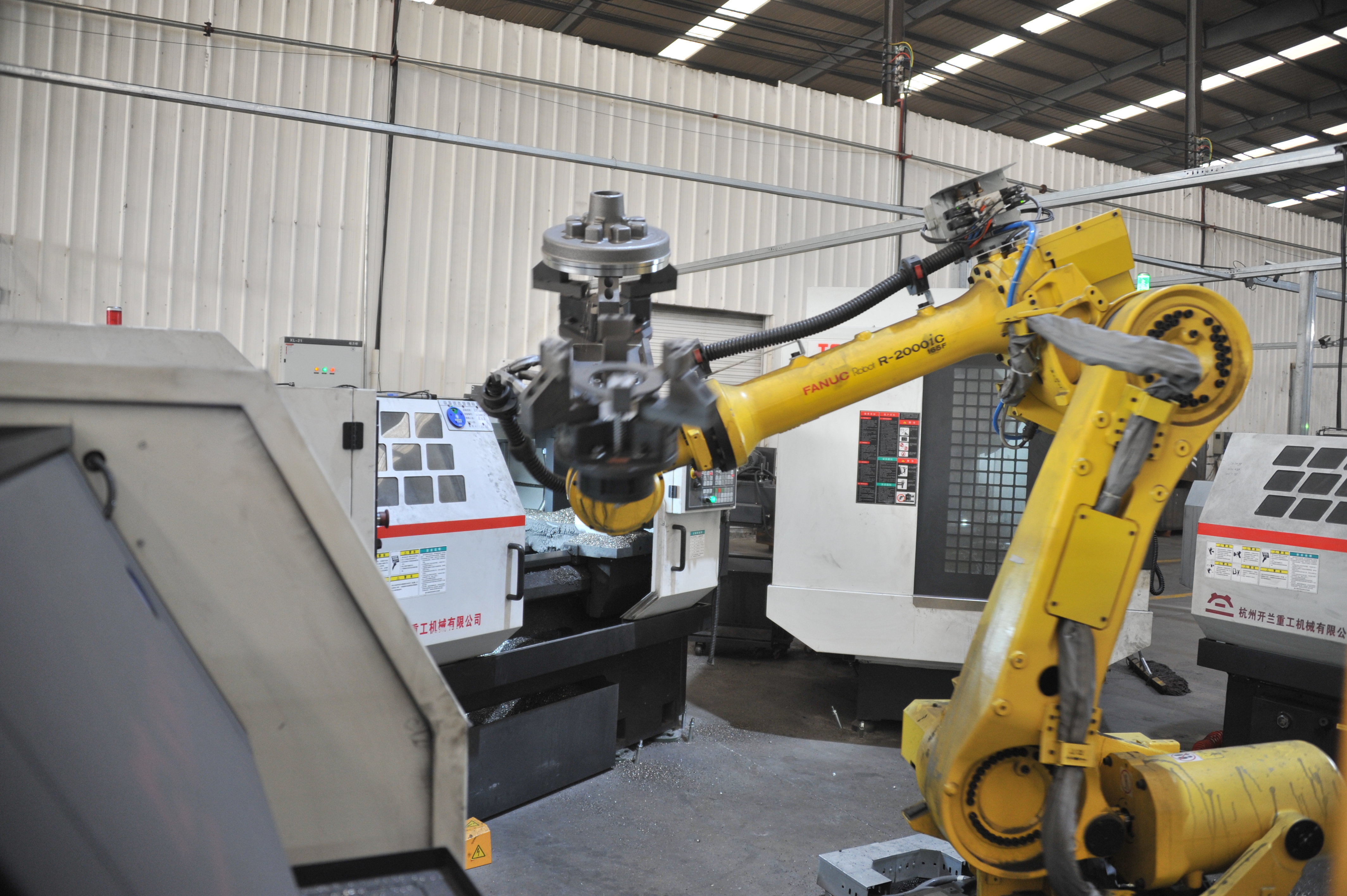 夏邑縣會亭鎮 “三駕馬車”拉動鄉村產業振興，數控機床銷售成引擎